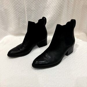 Women’s Rag and Bone boots